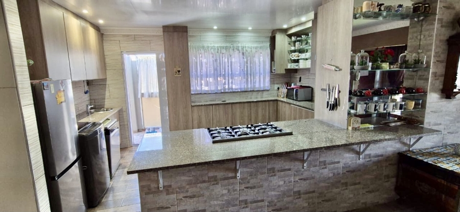 3 Bedroom Property for Sale in Rowallan Park Eastern Cape